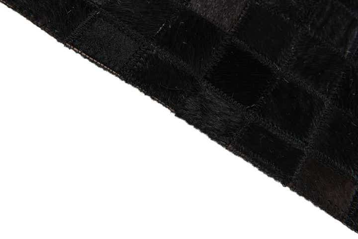 5' 2 x 8' Cowhide Stocks Rug