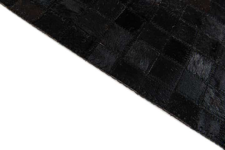 5' x 7' 11 Cowhide Stocks Rug