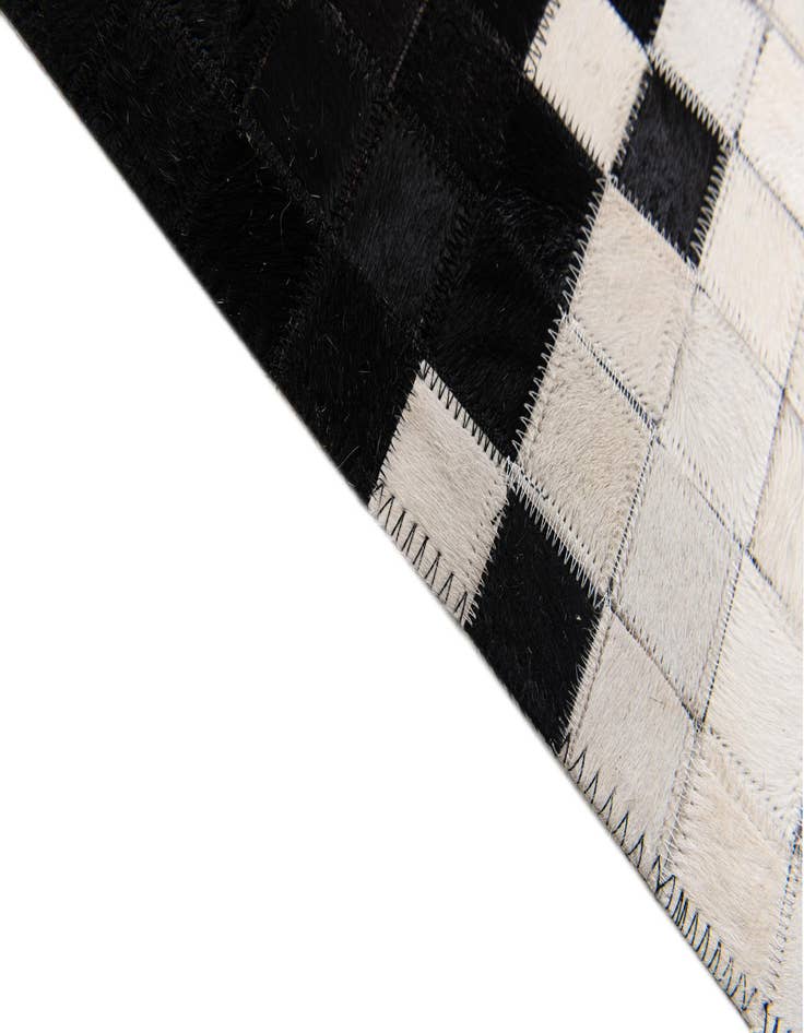 Detail image of 5' x 8' Cowhide Stocks Rug