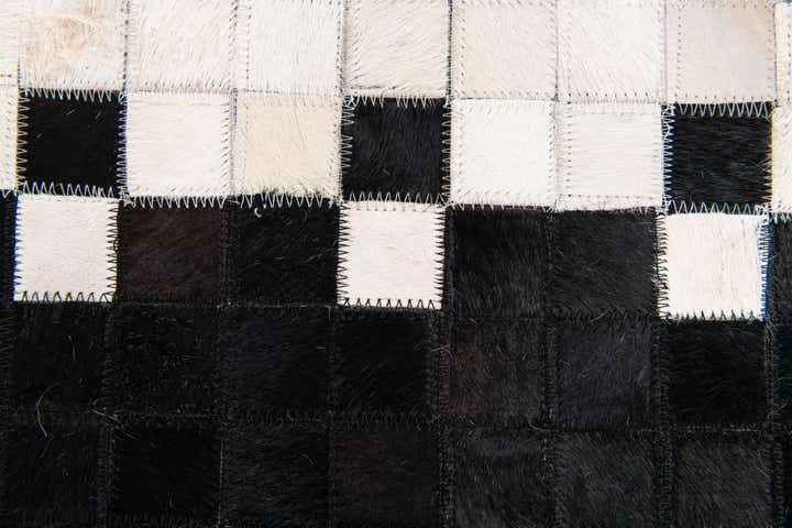 5' x 8' Cowhide Stocks Rug
