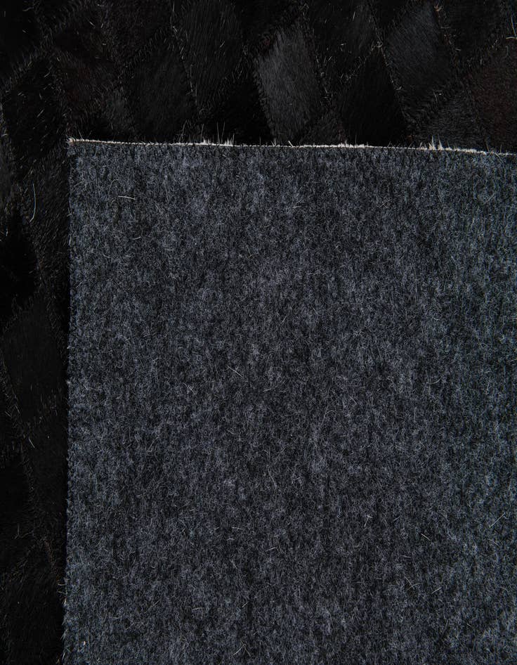 Detail image of 5' x 8' Cowhide Stocks Rug