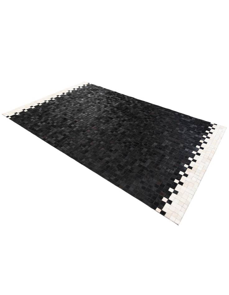 Detail image of 5' x 7' 11 Cowhide Stocks Rug