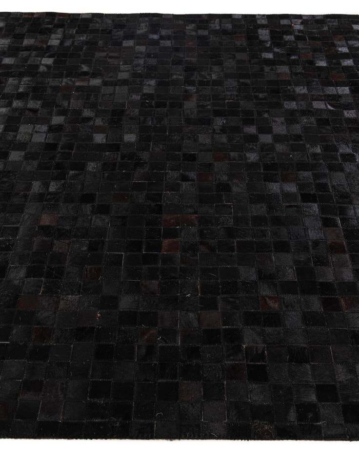 Detail image of 5' x 7' 11 Cowhide Stocks Rug