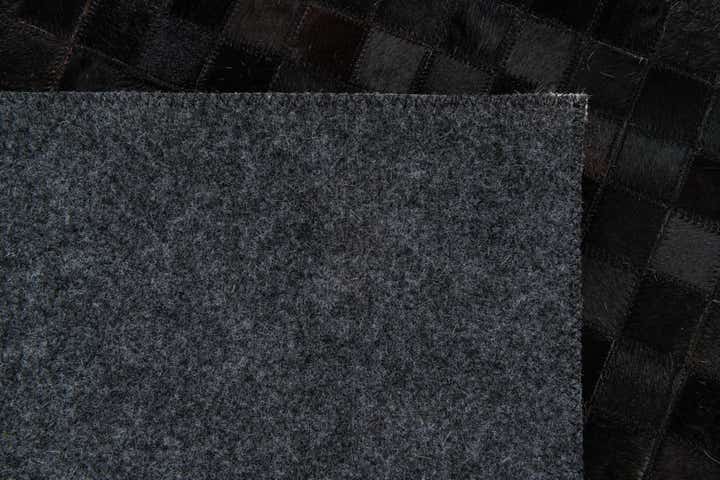 5' x 7' 11 Cowhide Stocks Rug