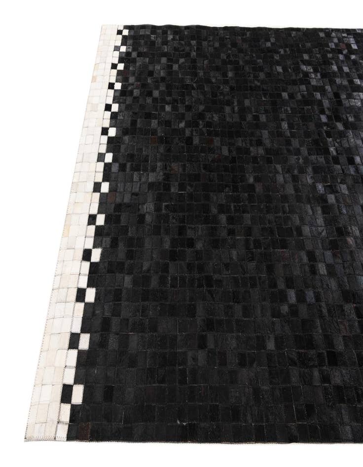 Detail image of 5' x 7' 11 Cowhide Stocks Rug