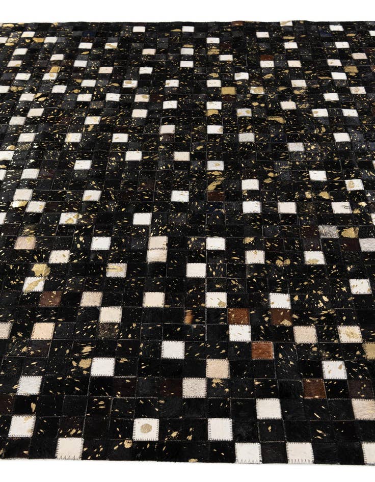 Detail image of 5' 1 x 7' 11 Cowhide Stocks Rug