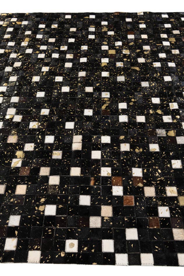 Detail image of 5' 1 x 7' 11 Cowhide Stocks Rug