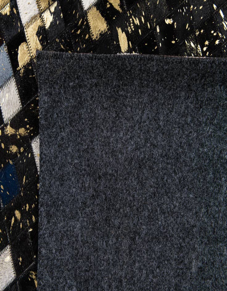 Detail image of 5' 1 x 7' 11 Cowhide Stocks Rug