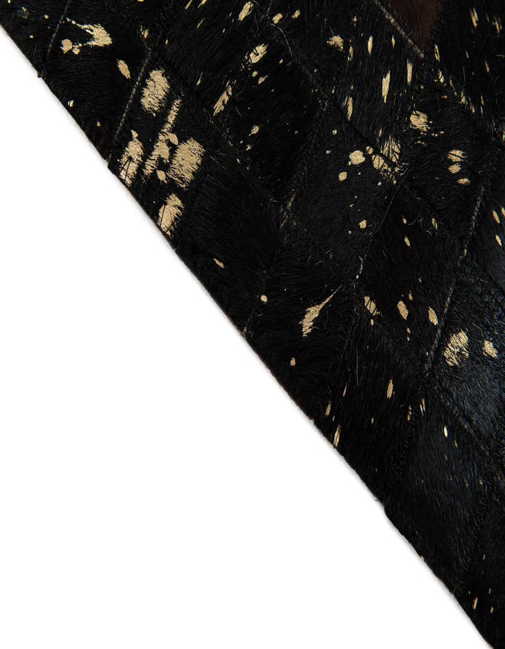 Detail image of 5' 2 x 7' 11 Cowhide Stocks Rug