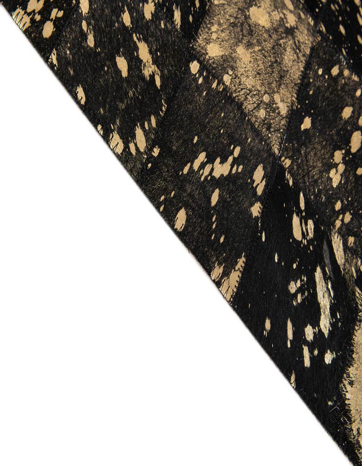 Detail image of 5' x 8' Cowhide Stocks Rug
