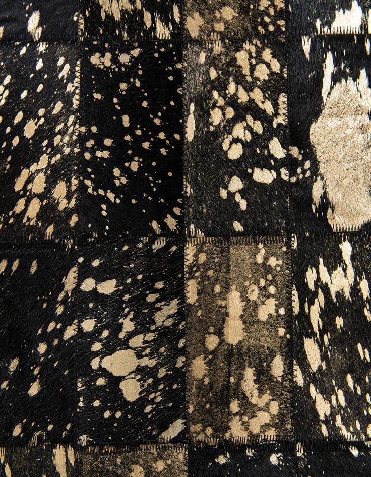 Detail image of 5' x 8' Cowhide Stocks Rug