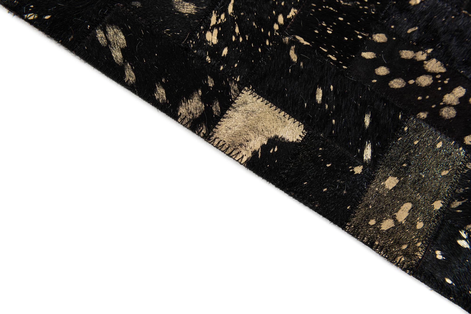 5' x 7' 11 Cowhide Stocks Rug