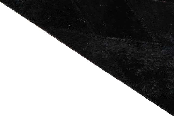 6' 5 x 9' 9 Cowhide Stocks Rug