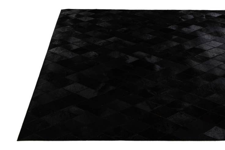 Detail image of 4' 7 x 6' 6 Cowhide Stocks Rug