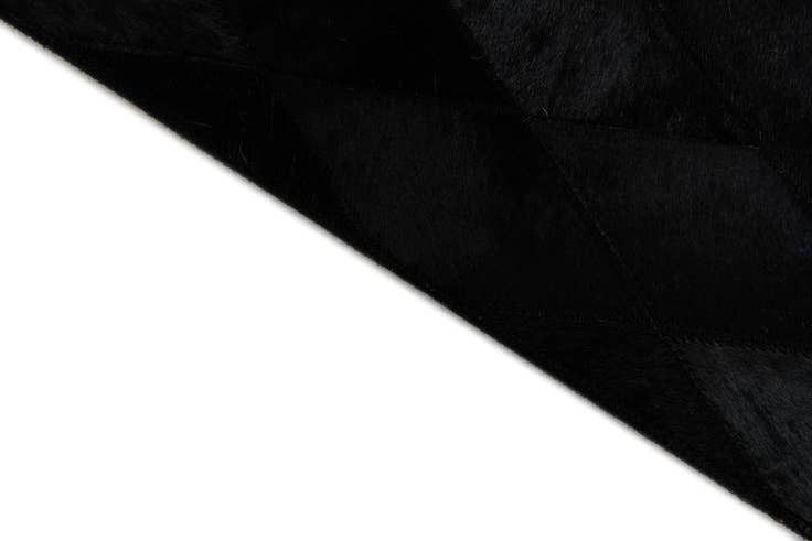 Detail image of 4' 7 x 6' 6 Cowhide Stocks Rug