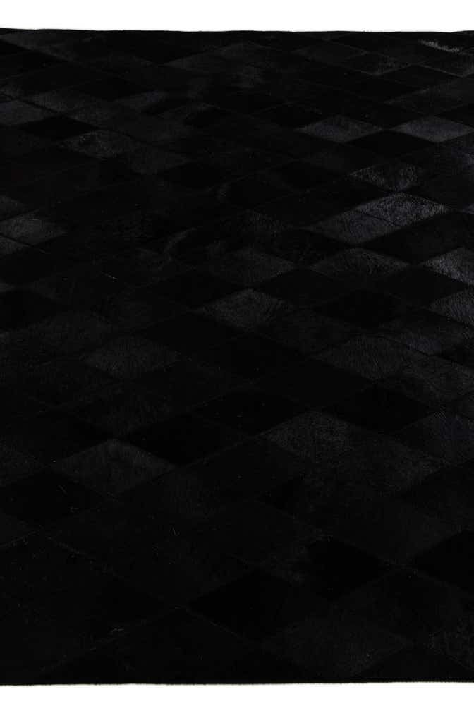 4' 7 x 6' 7 Cowhide Stocks Rug