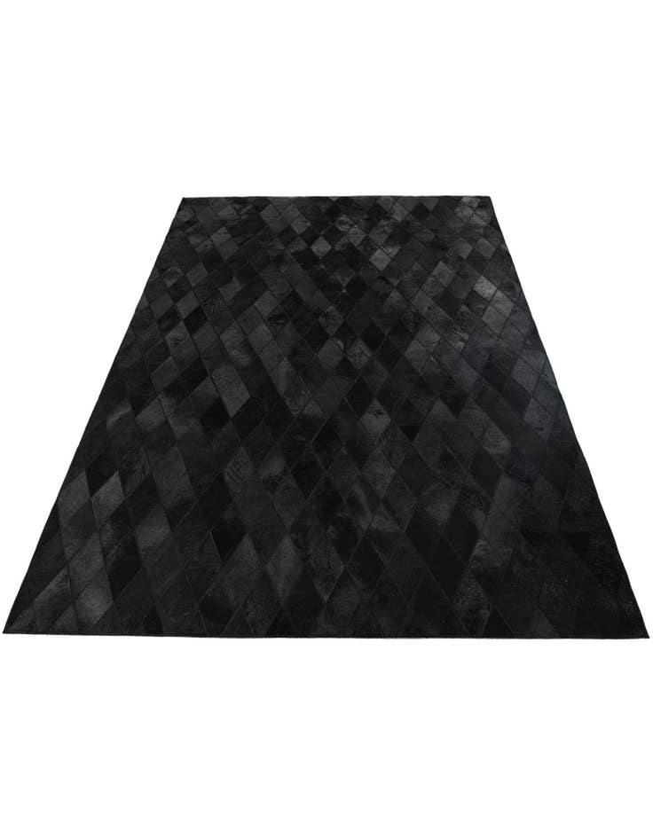 Detail image of 4' 8 x 6' 7 Cowhide Stocks Rug