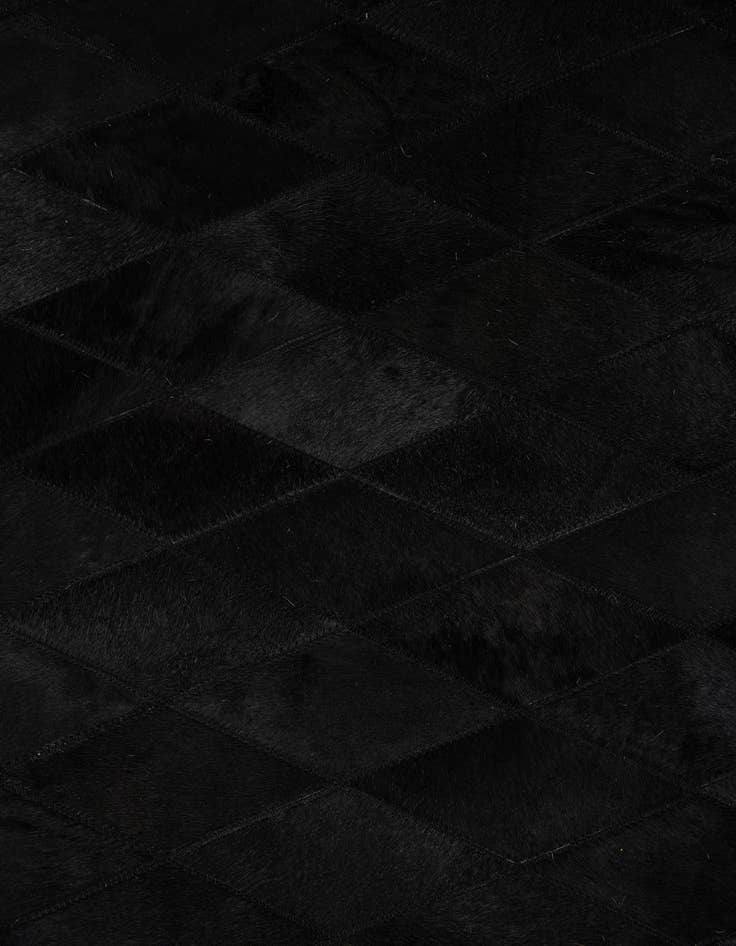 Detail image of 4' 8 x 6' 7 Cowhide Stocks Rug