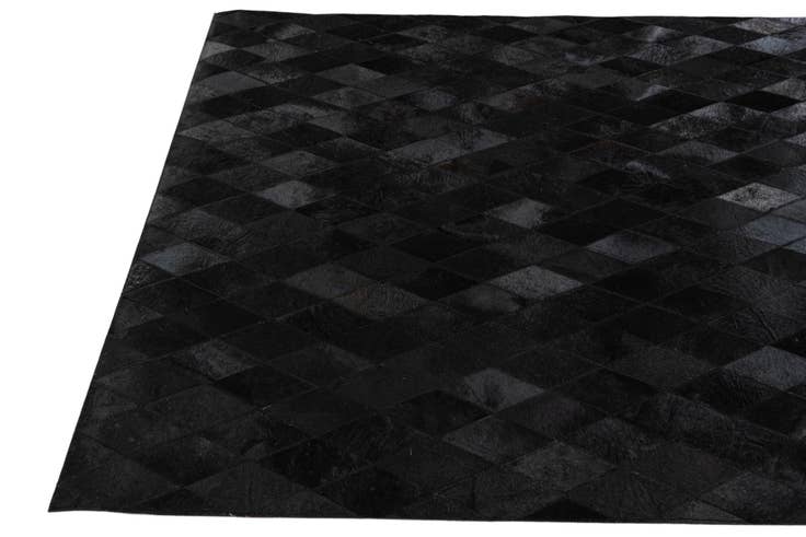 Detail image of 4' 7 x 6' 6 Cowhide Stocks Rug