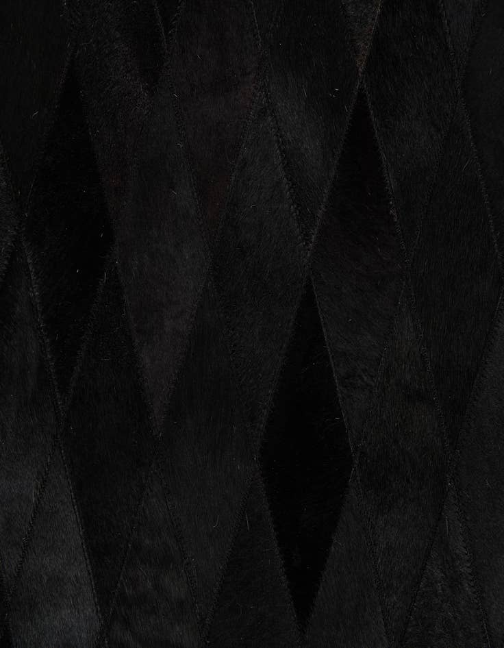 Detail image of 4' x 5' 10 Cowhide Stocks Rug