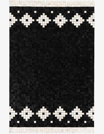 5' 2 x 8' Cowhide Stocks Rug