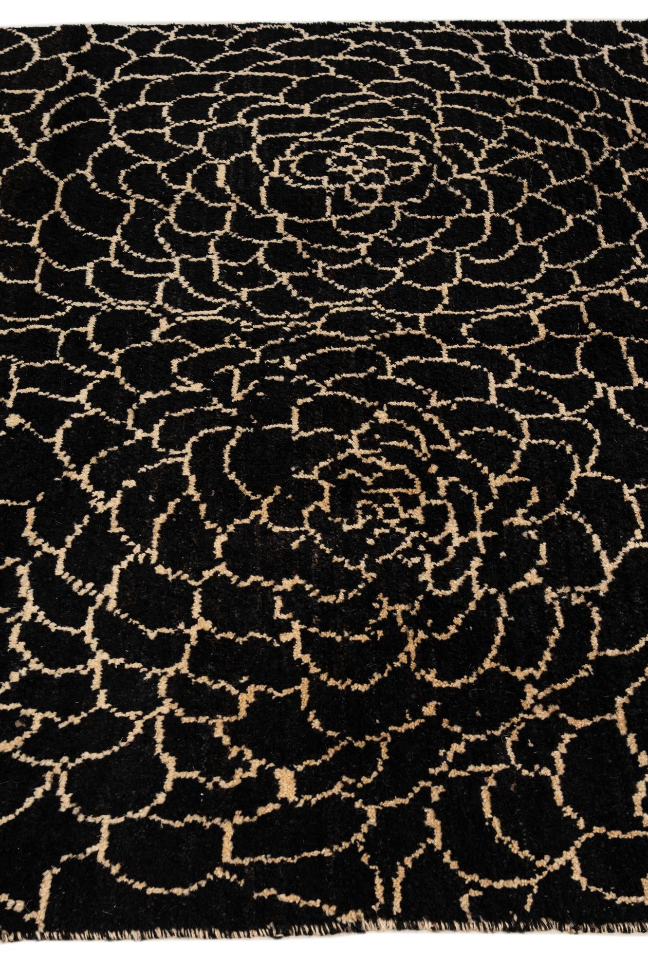 5' 8 x 8' 1 Hand Knotted Darya Wool Rug