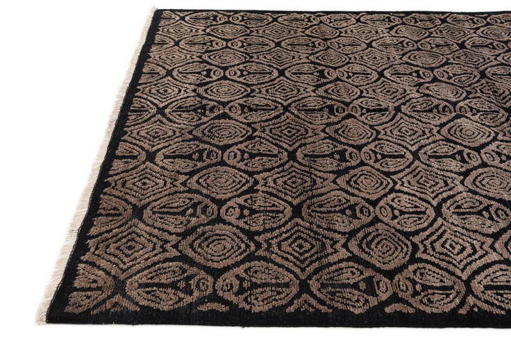 Detail image of 8' 2 x 10' 6 Hand Knotted Darya Wool Rug