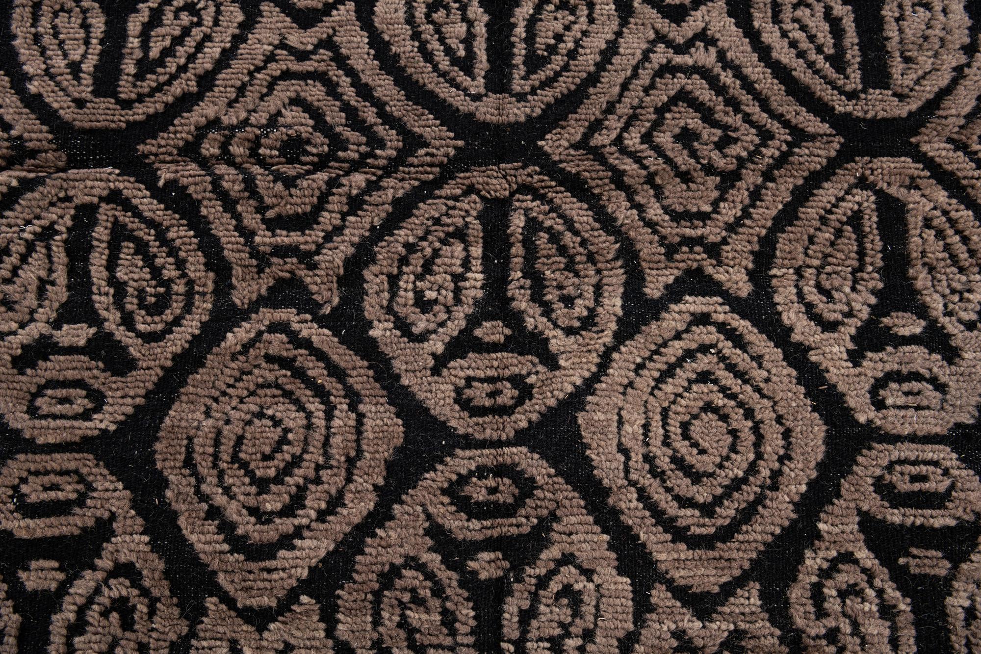 8' 2 x 10' 6 Hand Knotted Darya Wool Rug