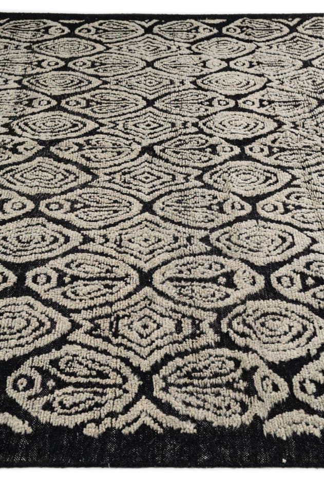 Detail image of 8' 10 x 10' 6 Hand Knotted Darya Wool Rug