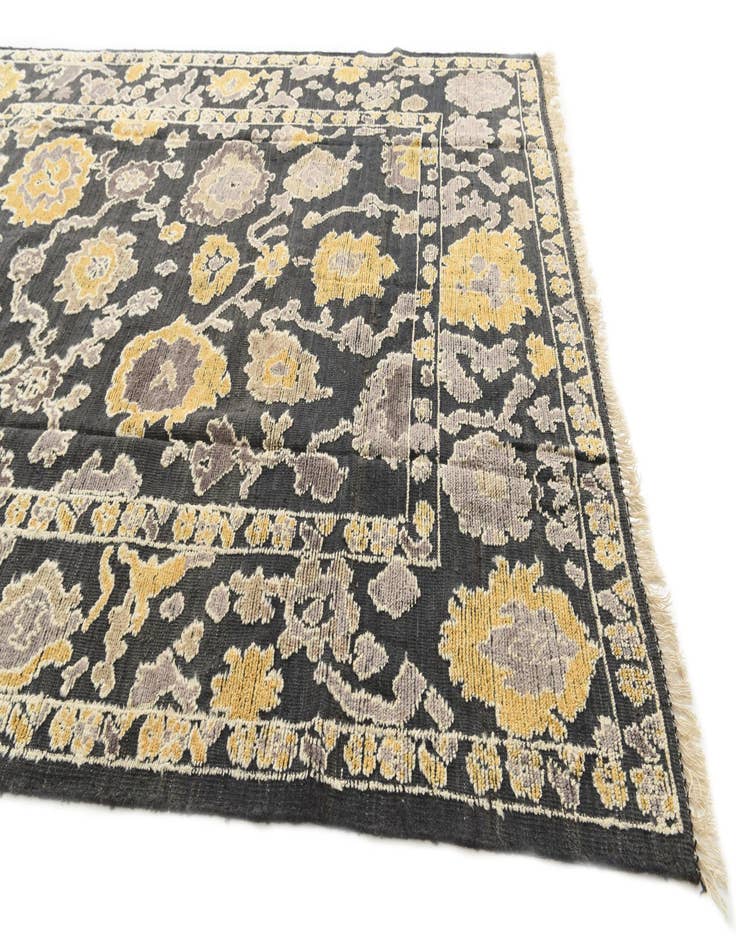 Detail image of 8' x 10' 3  Hand Knotted Darya Wool Rug