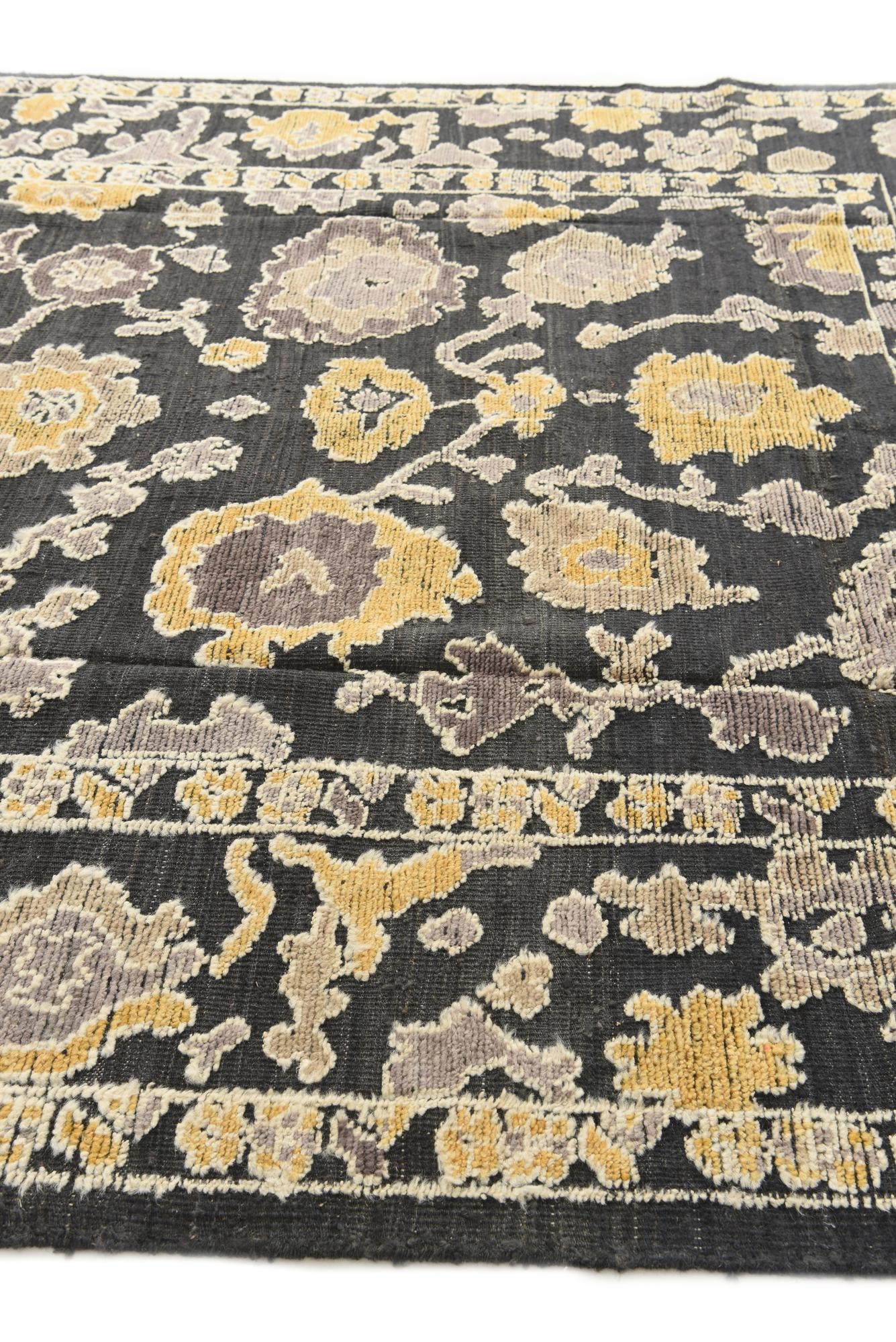 8' x 10' 3 Hand Knotted Darya Wool Rug