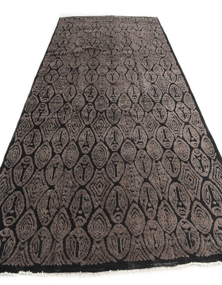 Detail image of 9' 6 x 13' 6  Hand Knotted Darya Wool Rug