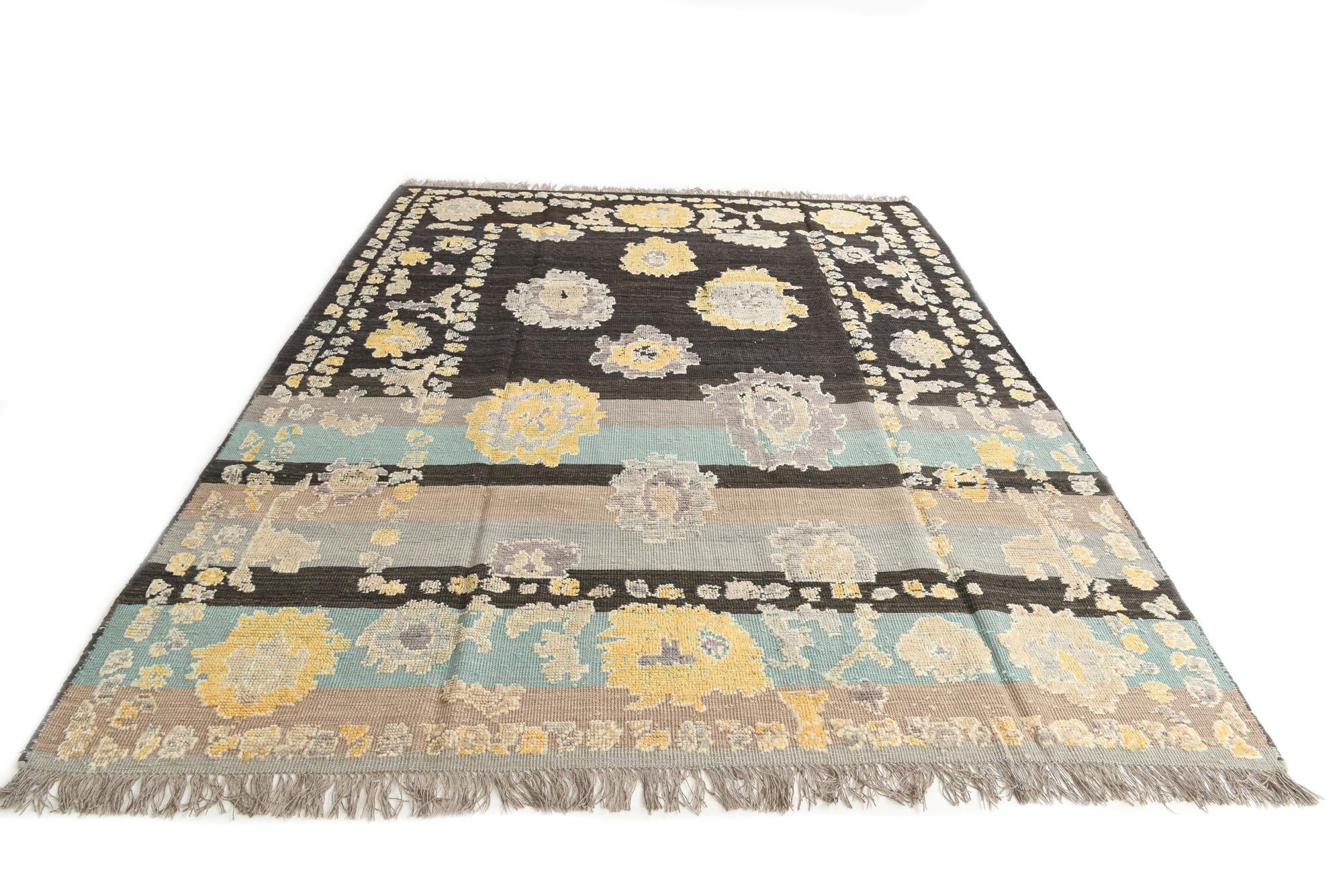 8' 2 x 10' 4 Hand Knotted Darya Wool Rug