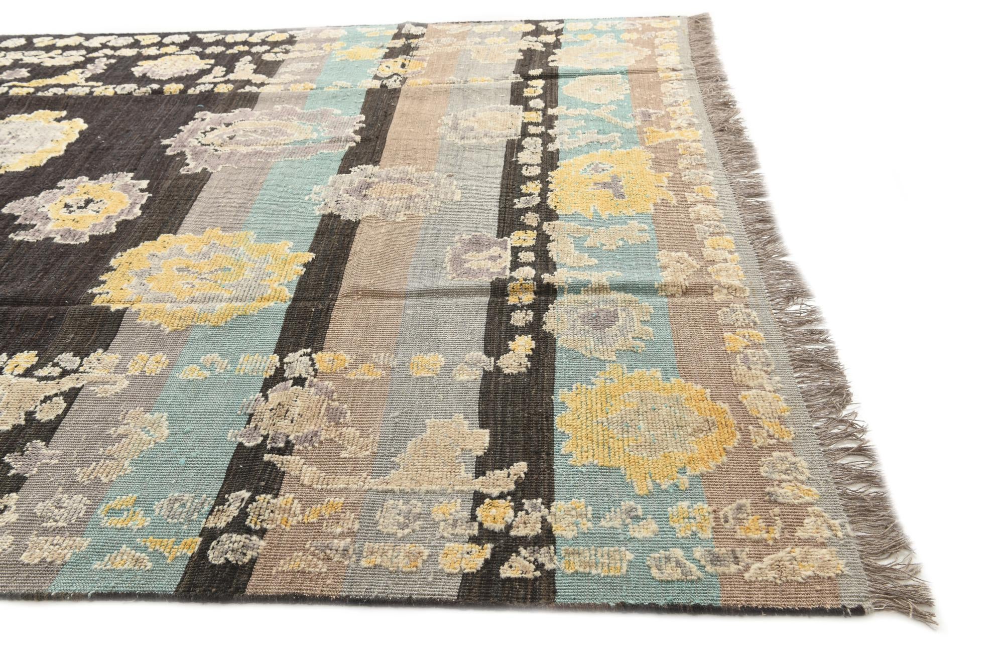 8' 2 x 10' 4 Hand Knotted Darya Wool Rug