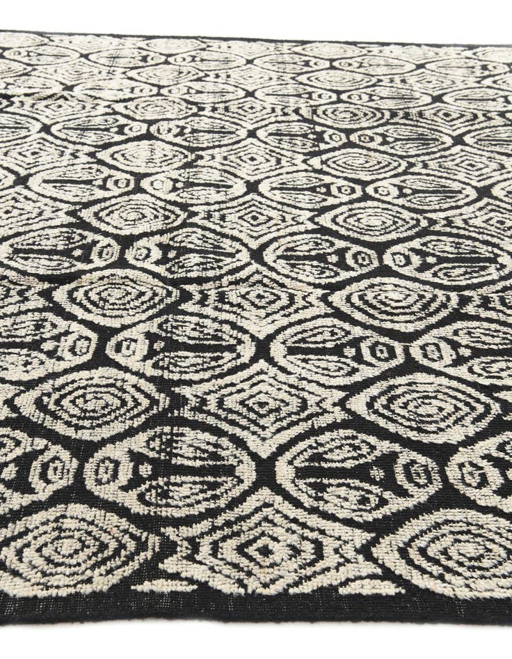 Detail image of 9' 4 x 12' 1  Hand Knotted Darya Wool Rug