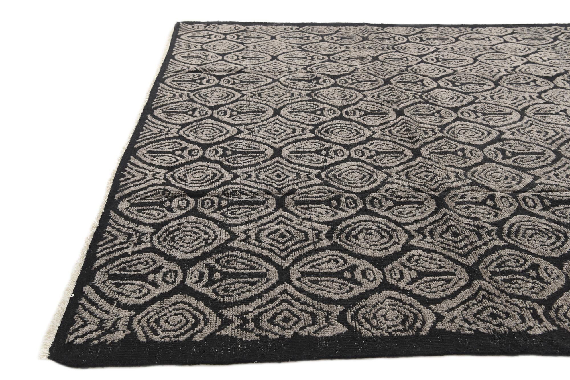 9' 1 x 12' 4 Hand Knotted Darya Wool Rug