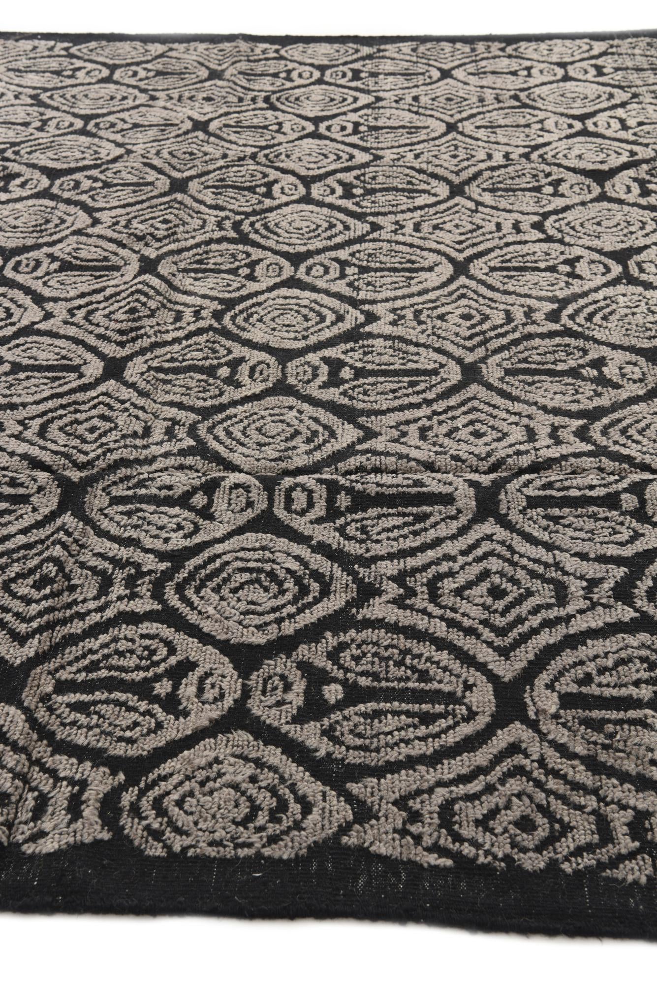 9' 1 x 12' 4 Hand Knotted Darya Wool Rug