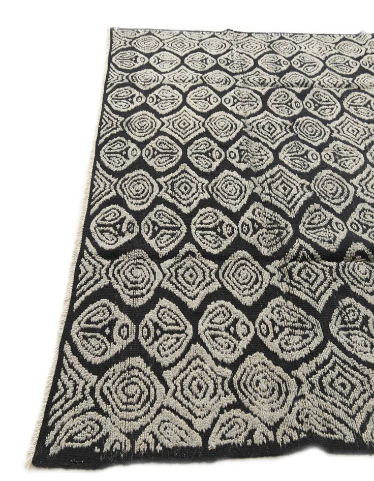 Detail image of 8' x 10' 2 Hand Knotted Darya Wool Rug