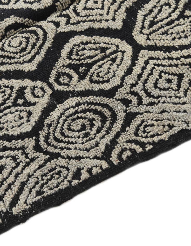 Detail image of 8' x 10' 2 Hand Knotted Darya Wool Rug