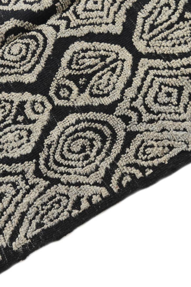 Detail image of 8' x 10' 2 Hand Knotted Darya Wool Rug