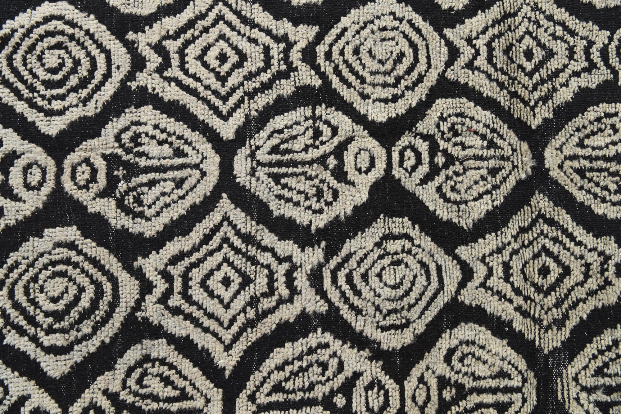 8' x 10' 2 Hand Knotted Darya Wool Rug