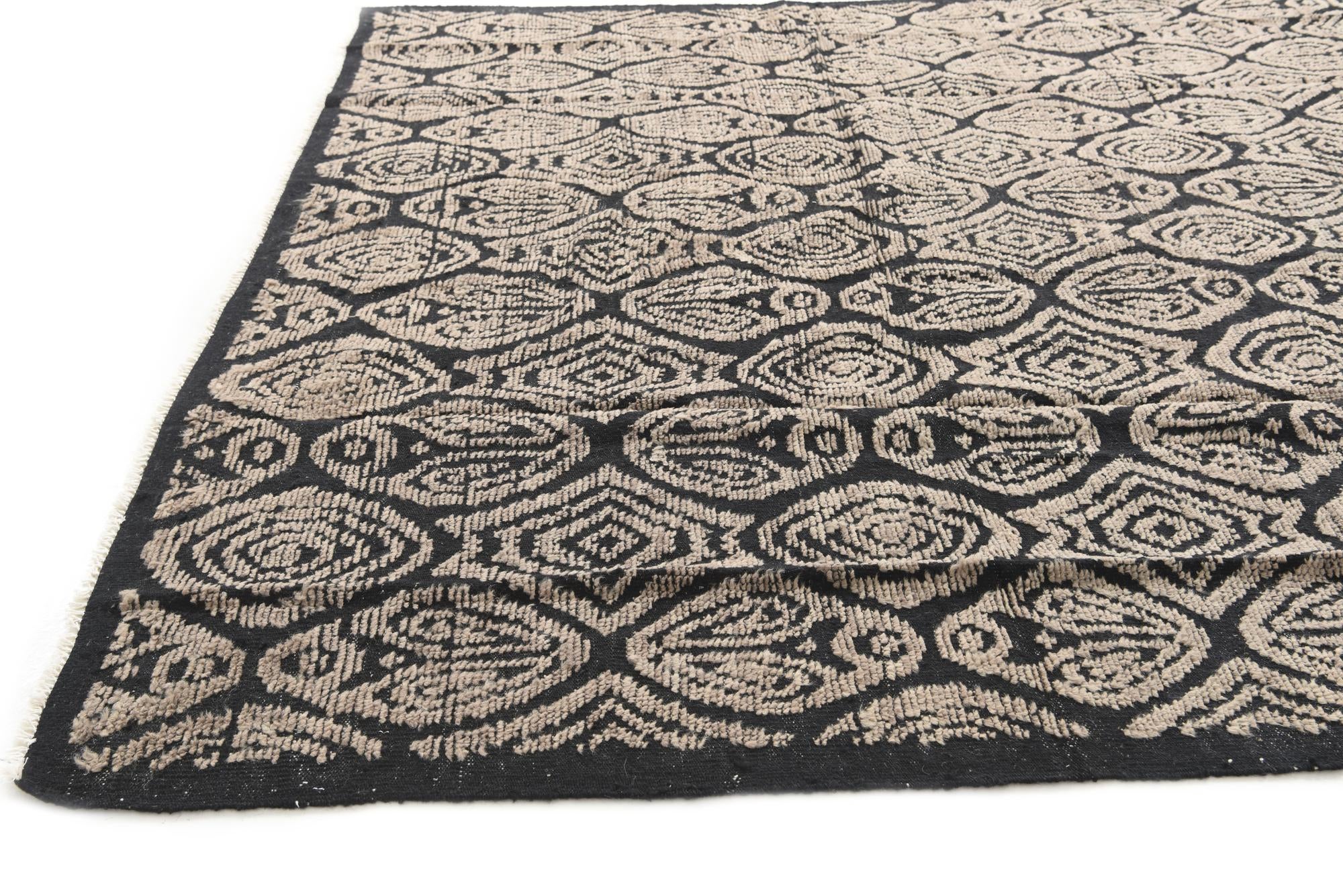 8' x 10' 3 Hand Knotted Darya Wool Rug