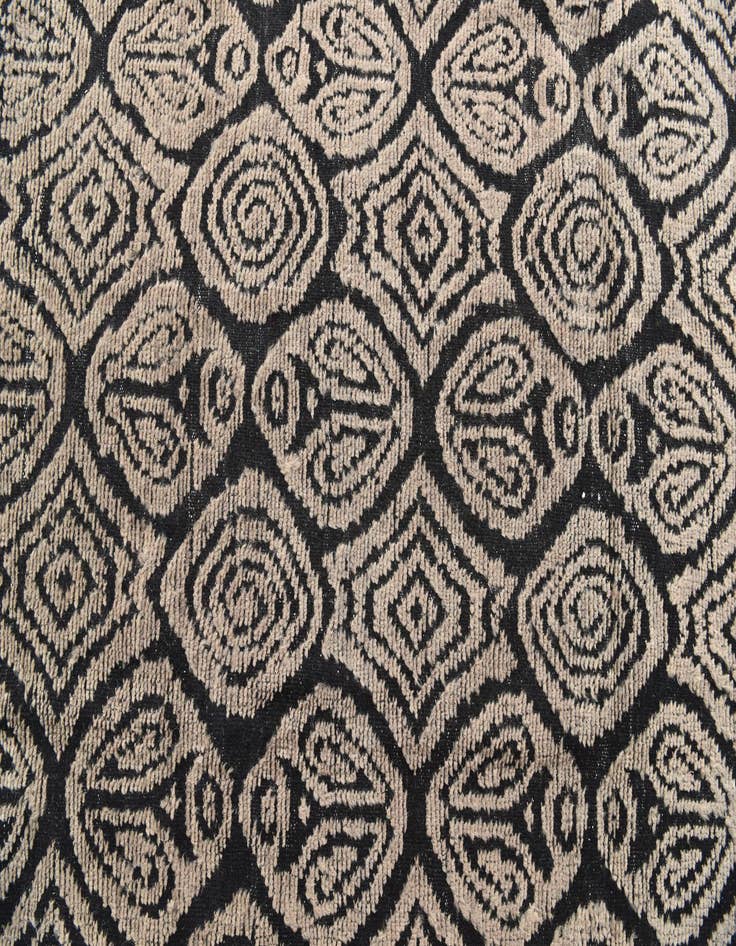 Detail image of 8' x 10' 3  Hand Knotted Darya Wool Rug