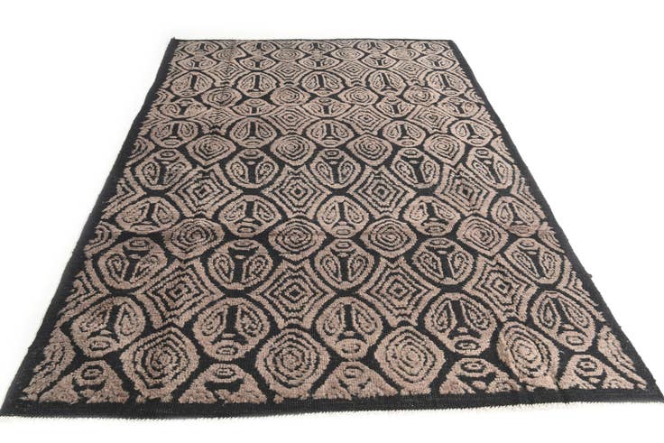 Detail image of 6' 3 x 9' 9 Hand Knotted Darya Wool Rug