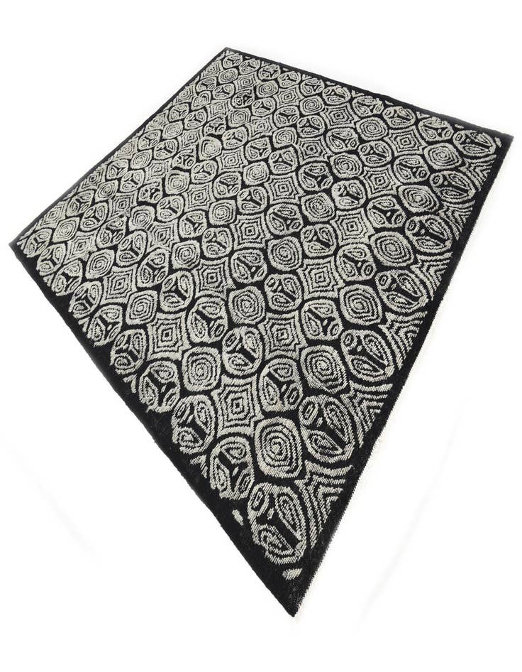 Detail image of 8' 6 x 10' 2  Hand Knotted Darya Wool Rug