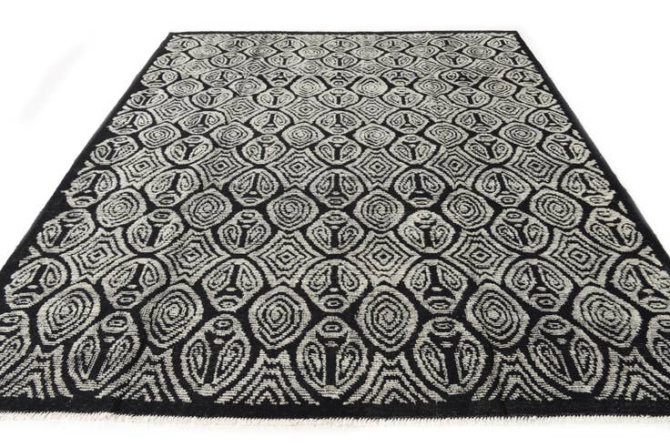 Detail image of 8' 6 x 10' 2 Hand Knotted Darya Wool Rug
