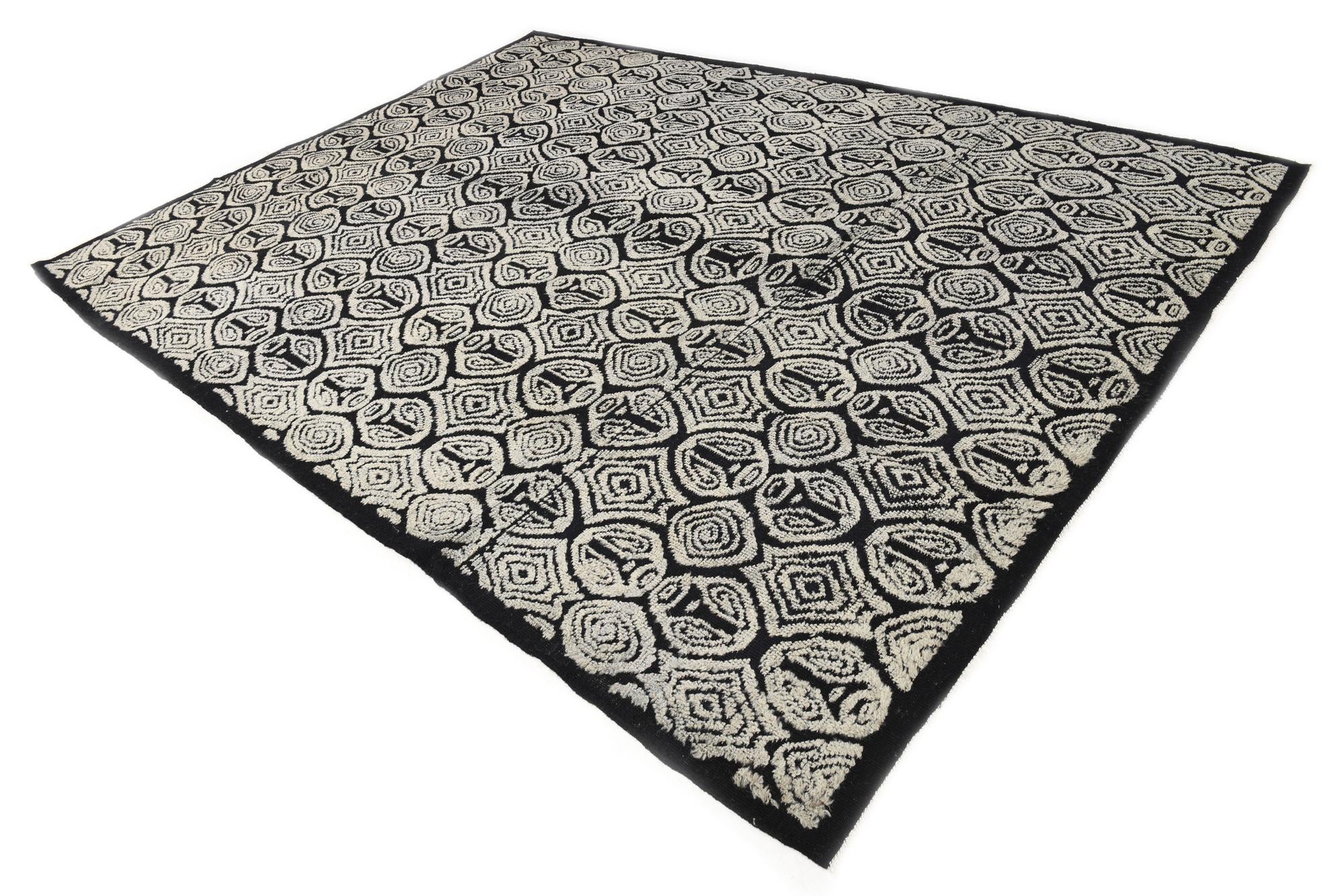 9' 1 x 12' 4 Hand Knotted Darya Wool Rug