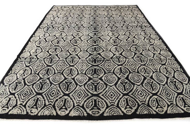 Detail image of 9' 1 x 12' 4 Hand Knotted Darya Wool Rug