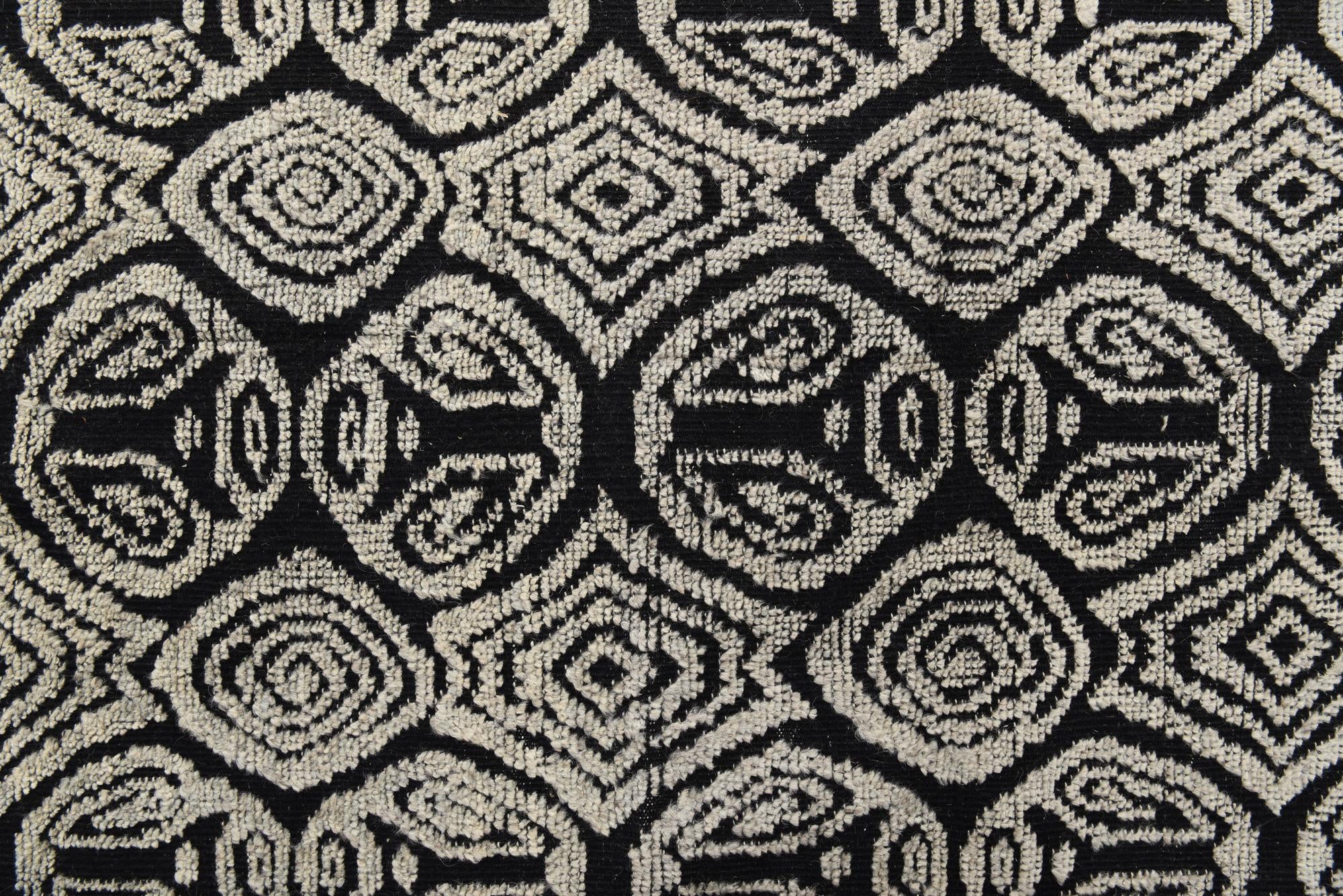 9' 1 x 12' 4 Hand Knotted Darya Wool Rug