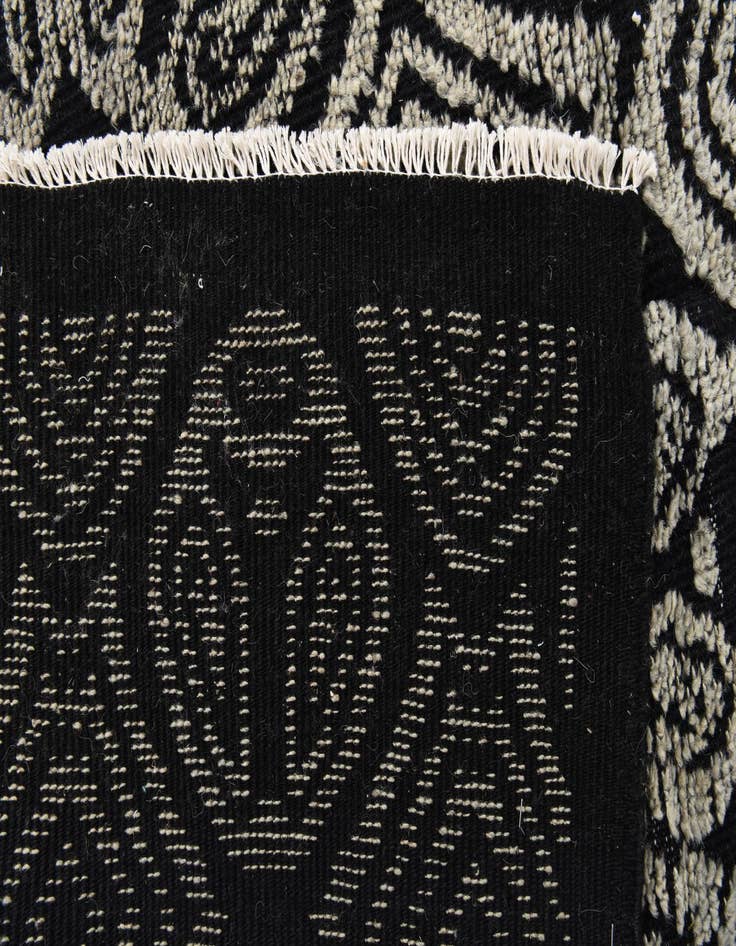 Detail image of 9' 1 x 12' 4  Hand Knotted Darya Wool Rug